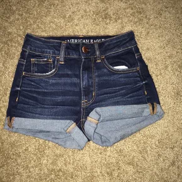 American Eagle Outfitters Pants - Hi-Rise shortie